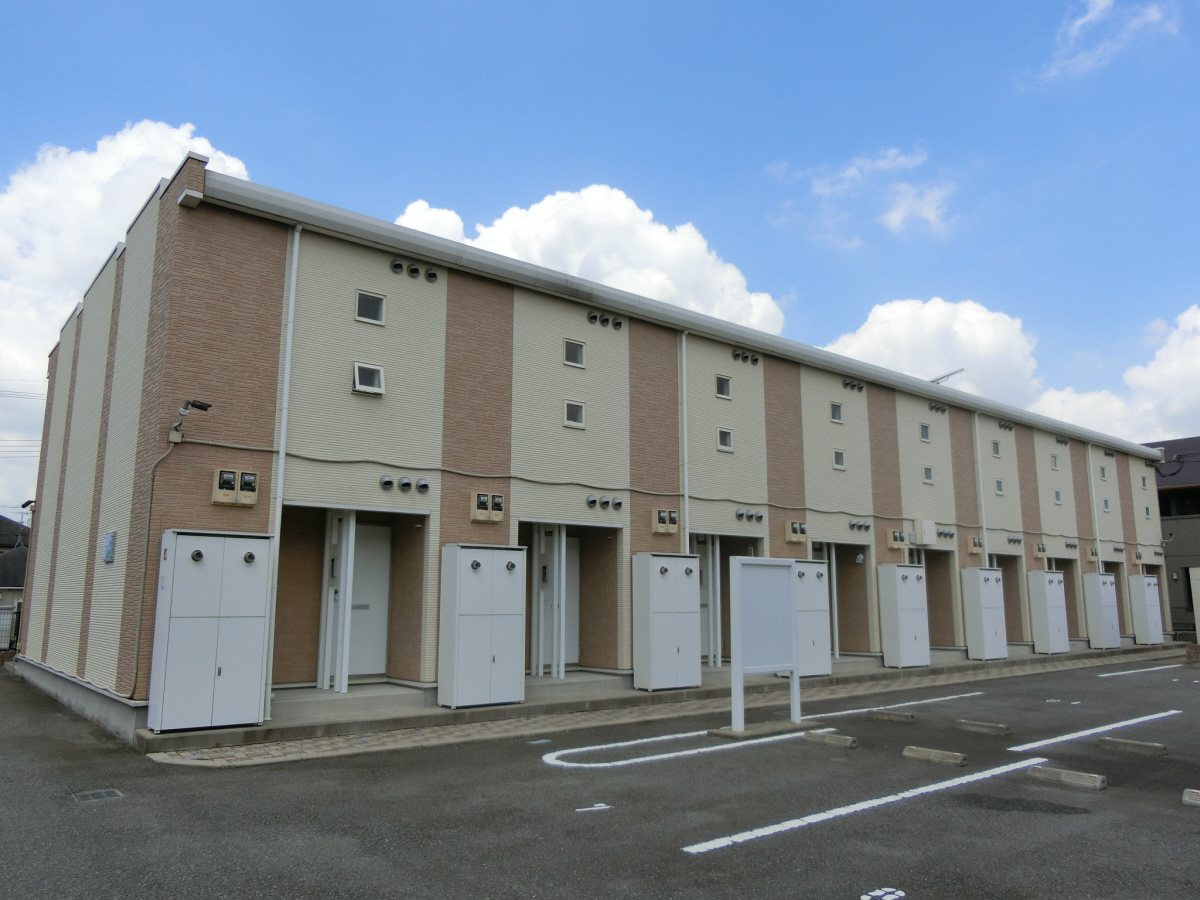 小野駅より徒歩21分 築15年3ヶ月 2階建の賃貸物件