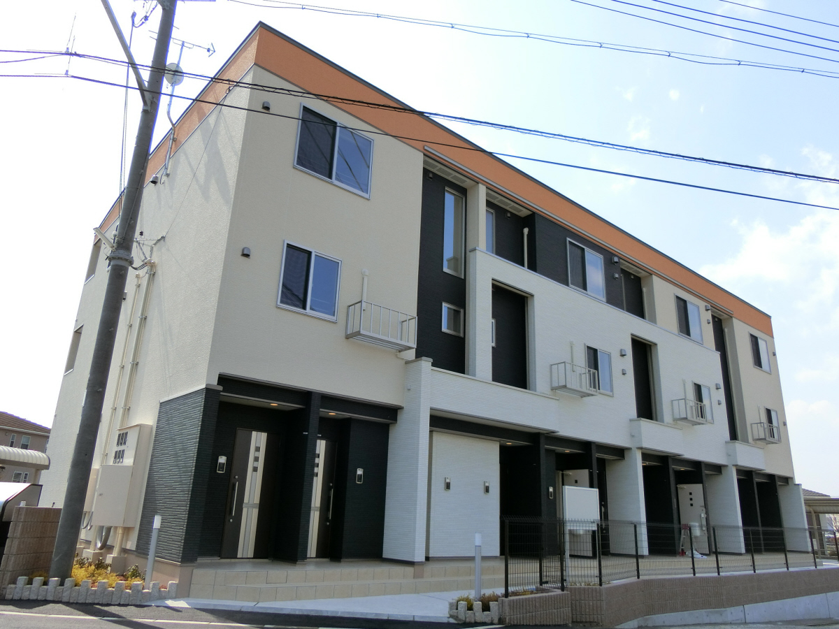 葉多駅より徒歩17分 築7年1ヶ月 3階建の賃貸物件
