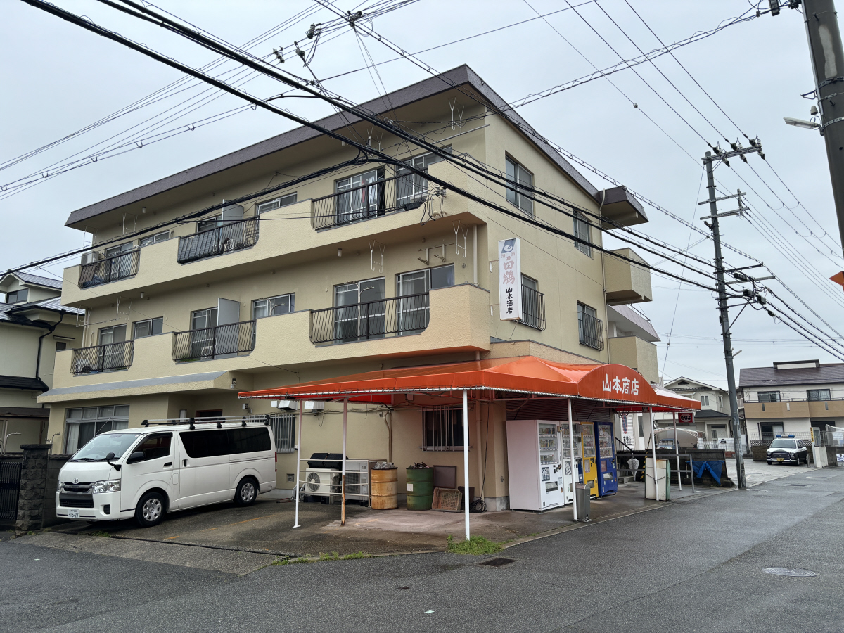 明石駅より徒歩25分 築49年11ヶ月 3階建の賃貸物件
