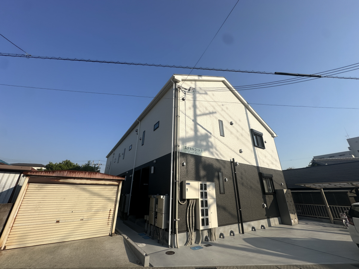 土山駅より徒歩5分 築1年3ヶ月 2階建の賃貸物件