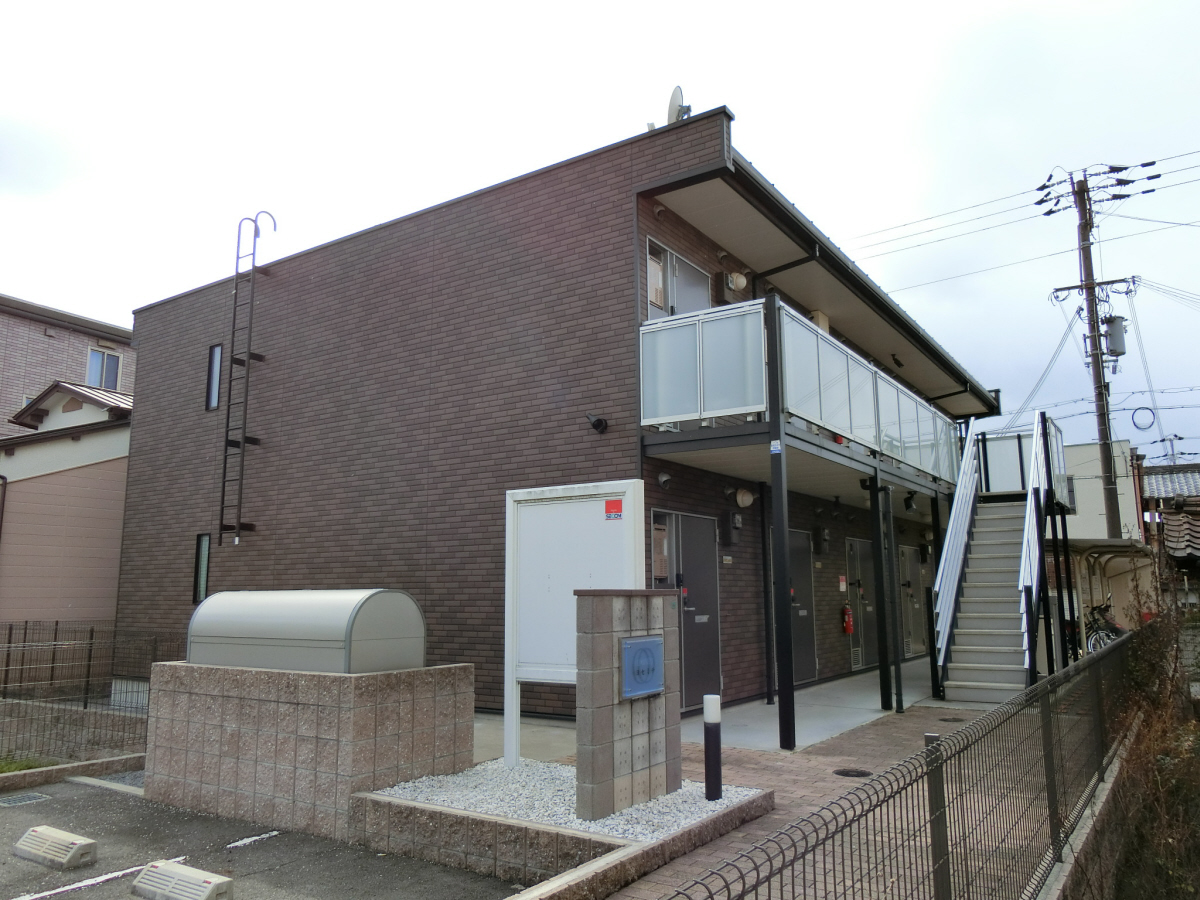 小野駅より徒歩5分 築11年4ヶ月 2階建の賃貸物件