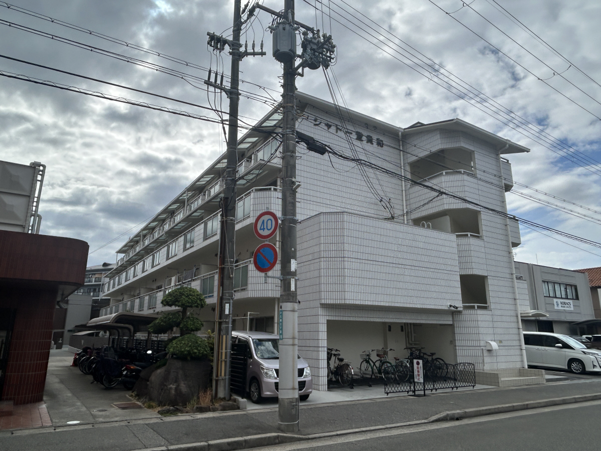 西明石駅より徒歩12分 築39年3ヶ月 4階建の賃貸物件