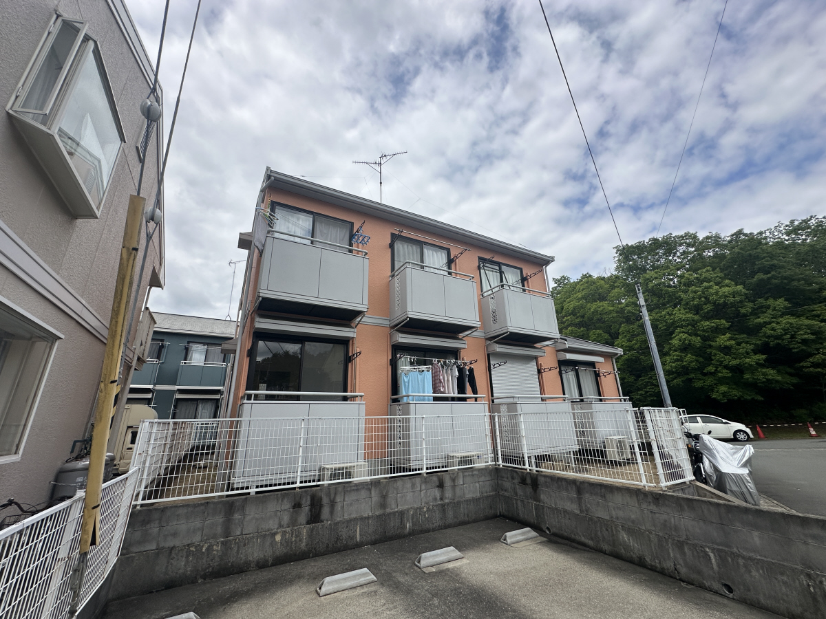 広野ゴルフ場前駅より徒歩35分 築36年6ヶ月 2階建の賃貸物件