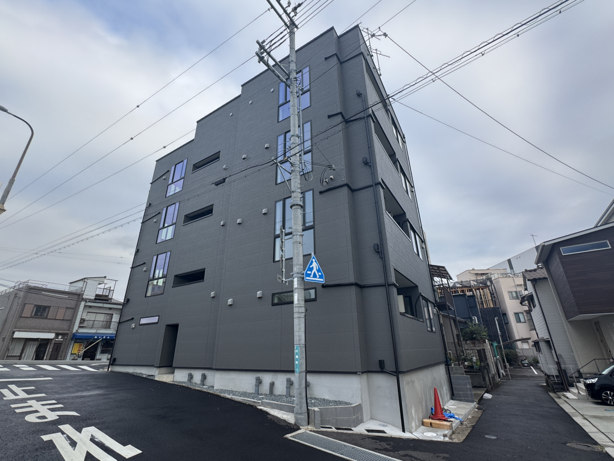 西新町駅より徒歩5分 新築 4階建の賃貸物件