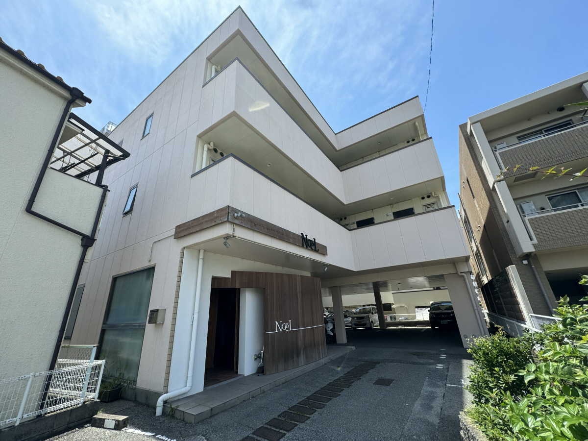 大久保駅より徒歩3分 築32年1ヶ月 3階建の賃貸物件