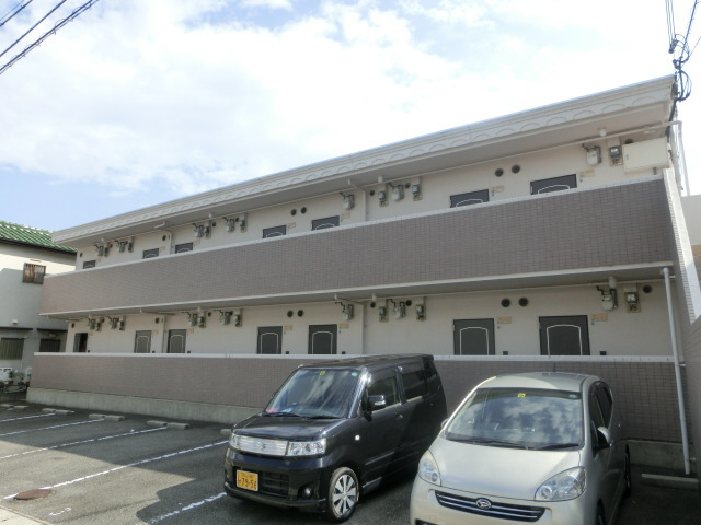 伊川谷駅よりバス8分 徒歩3分 築30年1ヶ月 2階建の賃貸物件