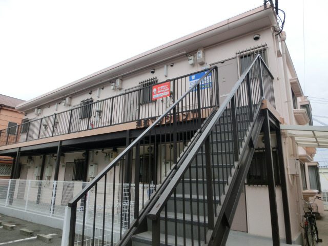 伊川谷駅よりバス9分 徒歩3分 築37年2ヶ月 2階建の賃貸物件