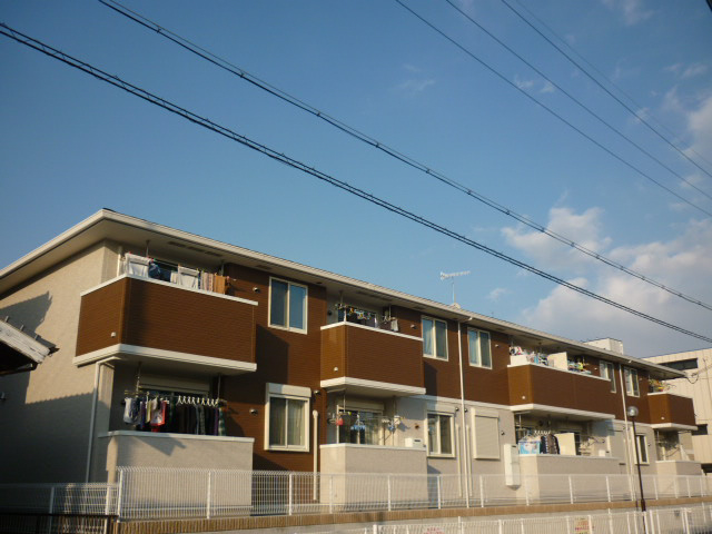 葉多駅より徒歩12分 築14年9ヶ月 2階建の賃貸物件