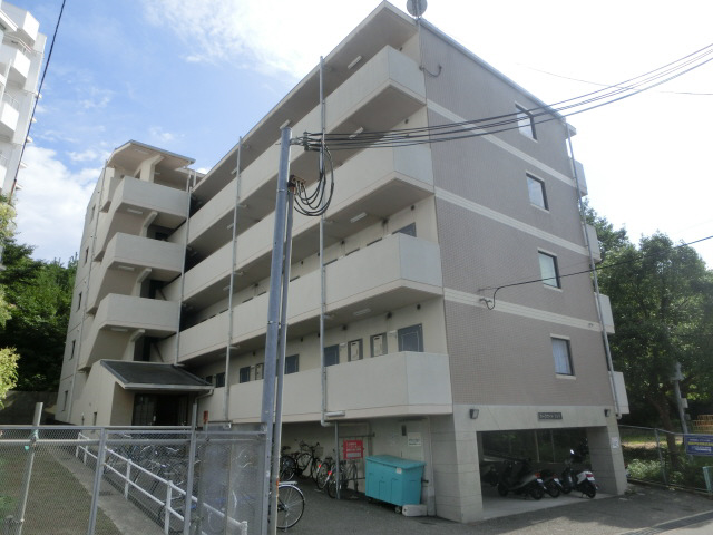 伊川谷駅よりバス14分 徒歩5分 築32年1ヶ月 5階建の賃貸物件