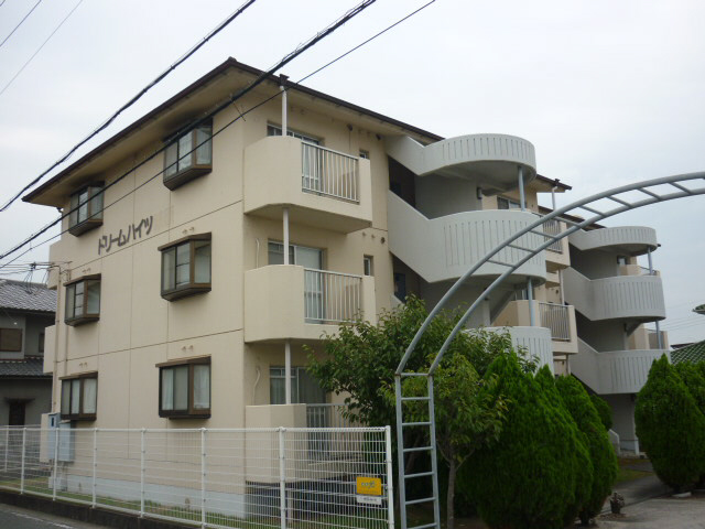 小野駅より徒歩17分 築37年7ヶ月 3階建の賃貸物件