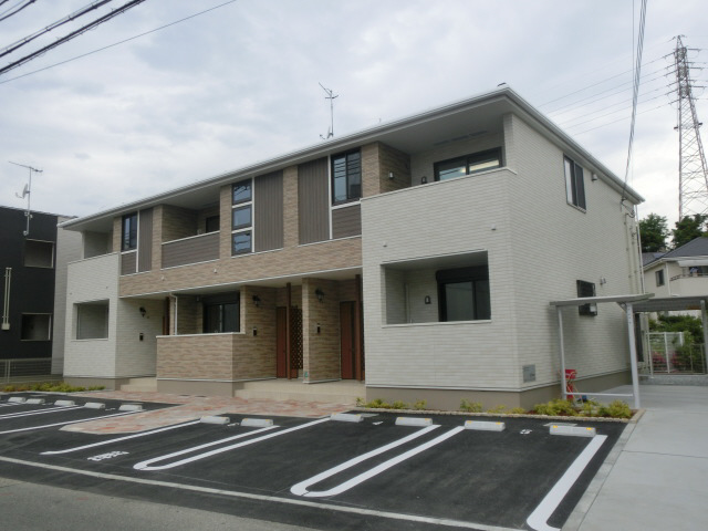 林崎松江海岸駅より徒歩7分 築11年5ヶ月 2階建の賃貸物件