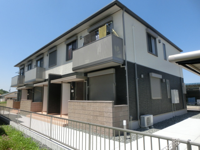 社町駅より徒歩3分 築10年 2階建の賃貸物件