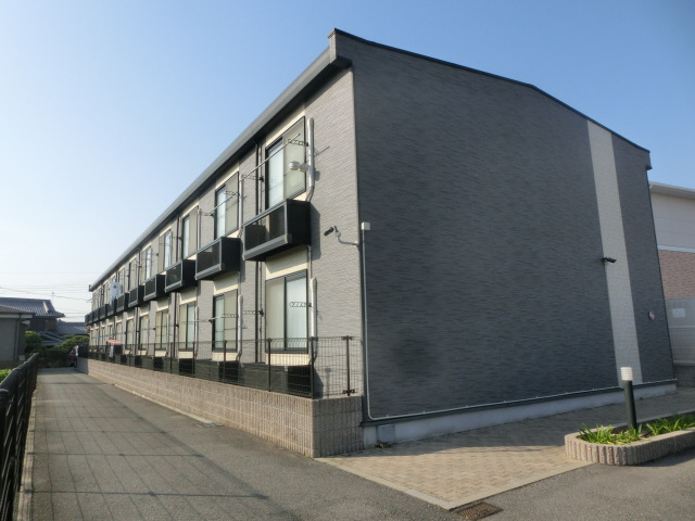 魚住駅より徒歩16分 築19年7ヶ月 2階建の賃貸物件