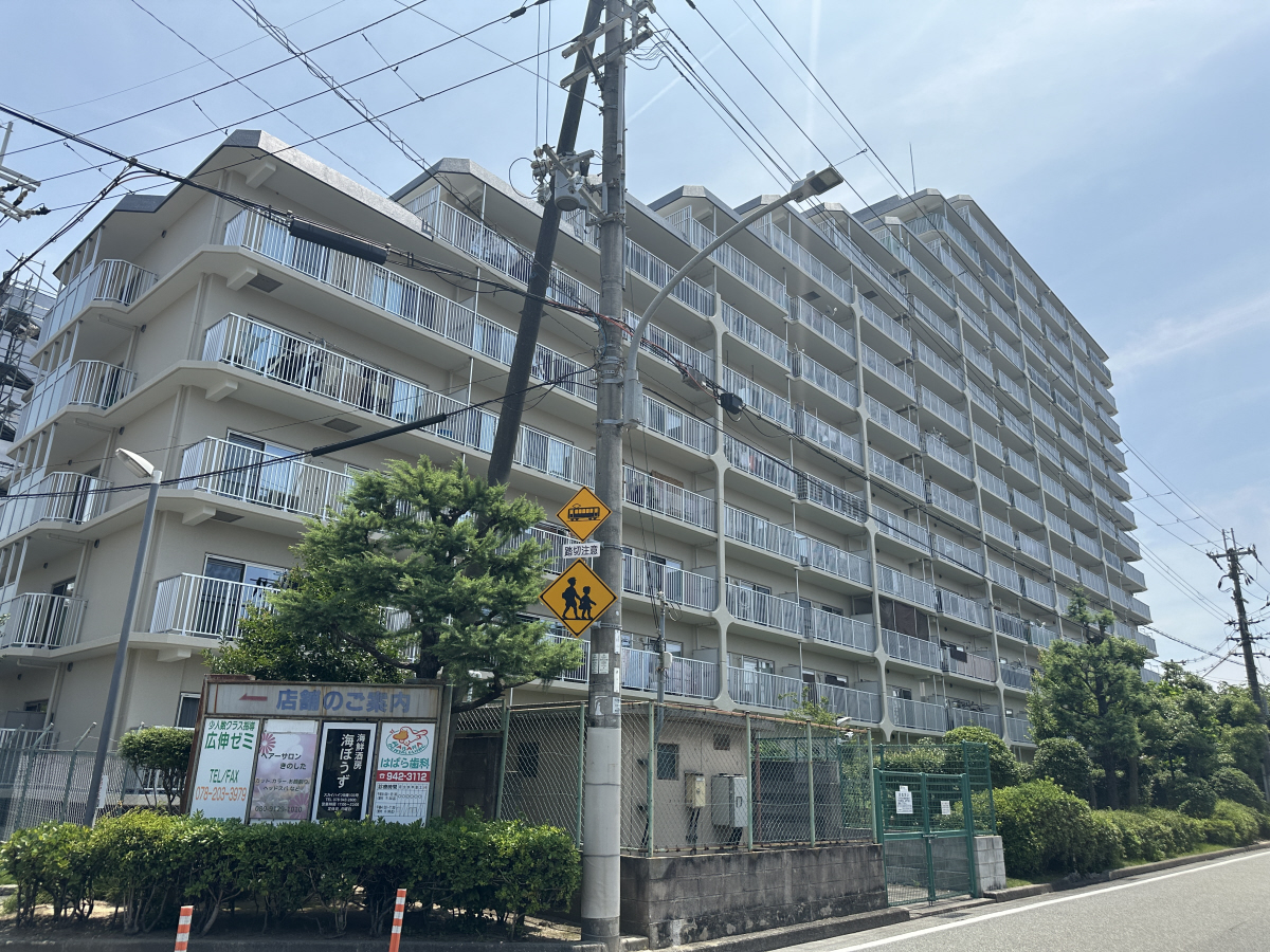 土山駅より徒歩3分 築37年2ヶ月 13階建の賃貸物件