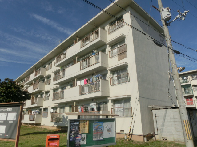 東加古川ファミリーマンション102の外観