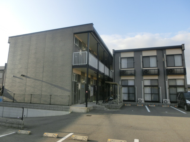 大久保駅よりバス18分 徒歩5分 築15年2ヶ月 2階建の賃貸物件