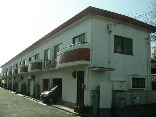 明石駅よりバス17分 徒歩3分 築38年2ヶ月 2階建の賃貸物件