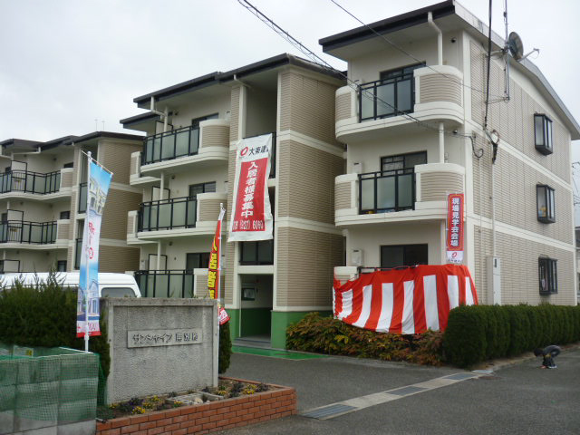 明石駅よりバス11分 徒歩5分 築32年1ヶ月 3階建の賃貸物件