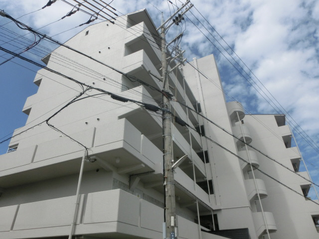 明石駅よりバス15分 徒歩3分 築34年6ヶ月 6階建の賃貸物件