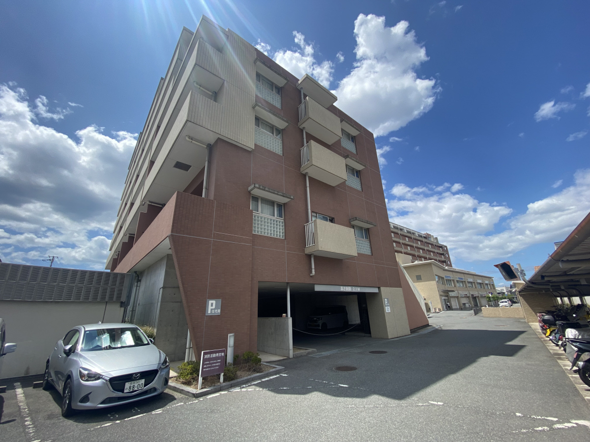 播磨町駅より徒歩1分 築24年1ヶ月 8階建の賃貸物件