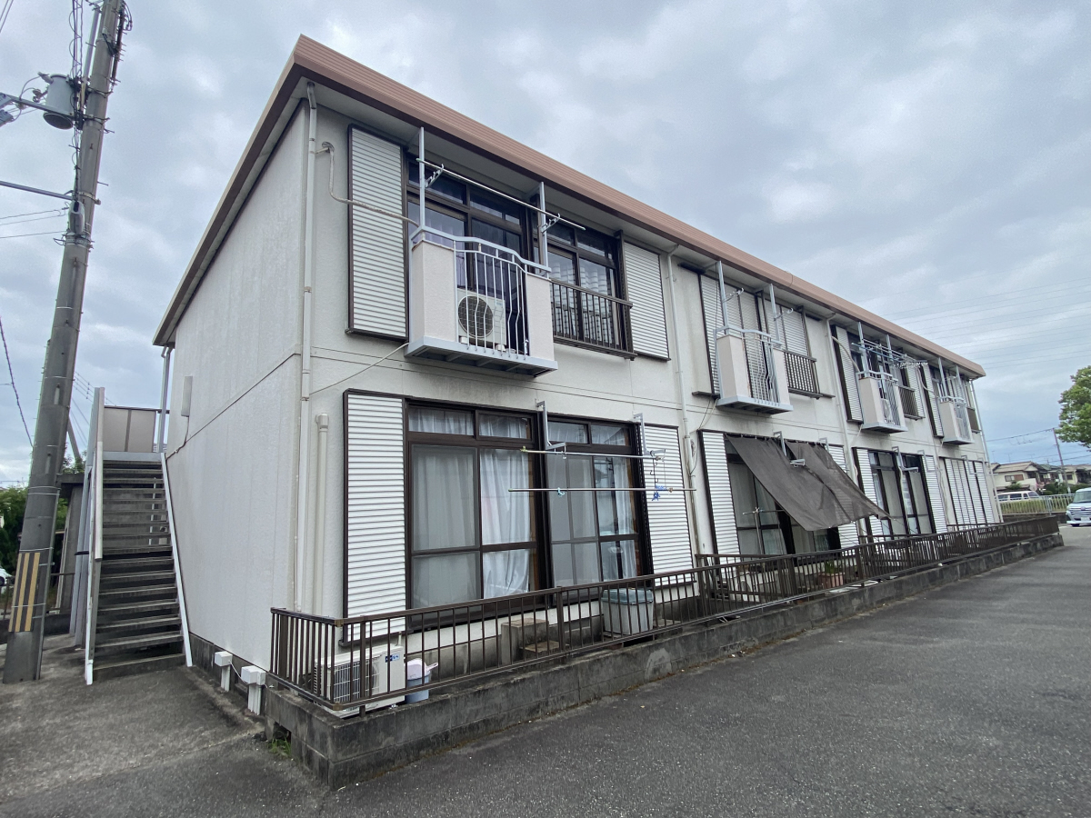 播磨町駅より徒歩11分 築38年2ヶ月 2階建の賃貸物件